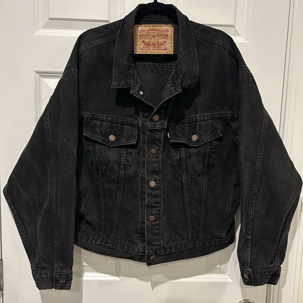Vtg 90s Levis 70598 4159 Black Denim Trucker Jacket Mens M Made In USA Clean EUC